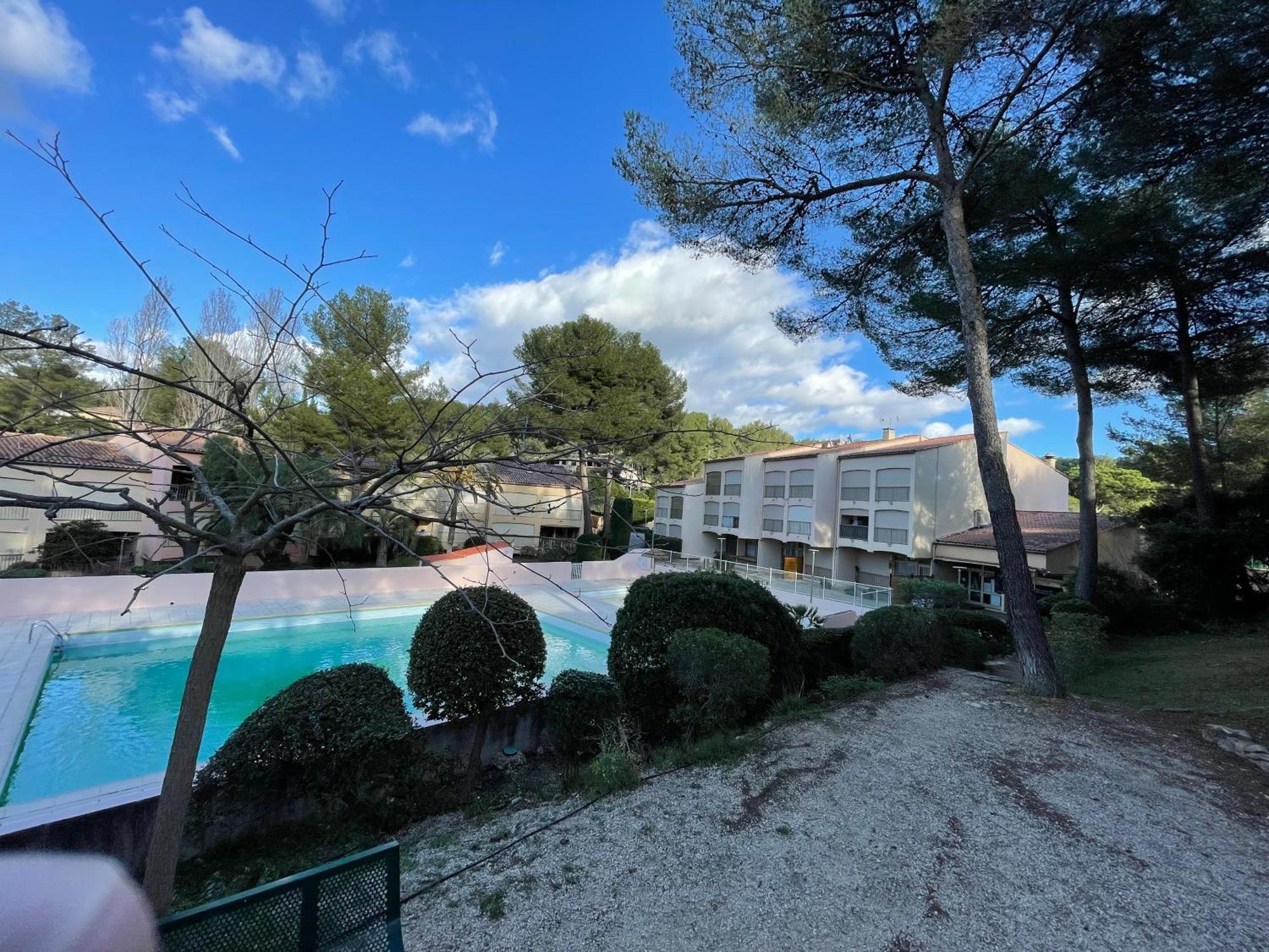 Studio Climatise Piscine Et Proche Plage Sanary-sur-Mer Buitenkant foto